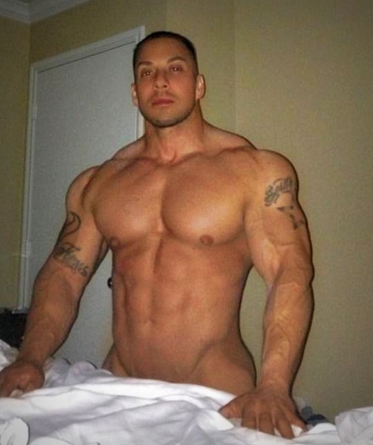 Interference reccomend hot muscular guy