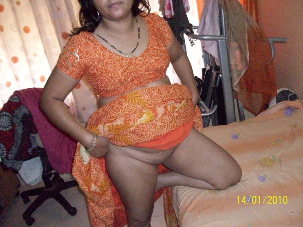 Gear B. recomended sex with half saree girl