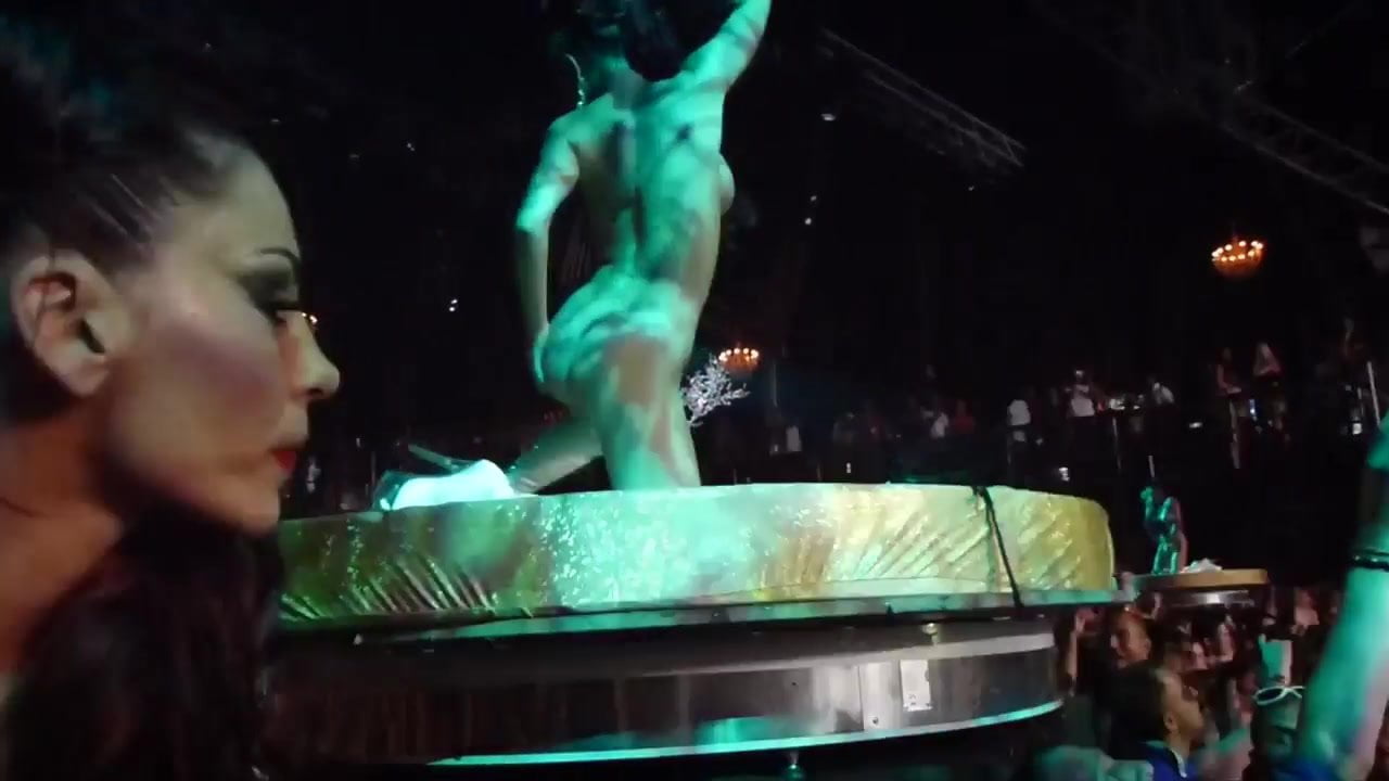 Hottest Kpop Dancer Ever Show Half Pussy in Live Performance.