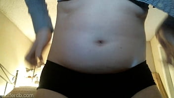 Belly button popping
