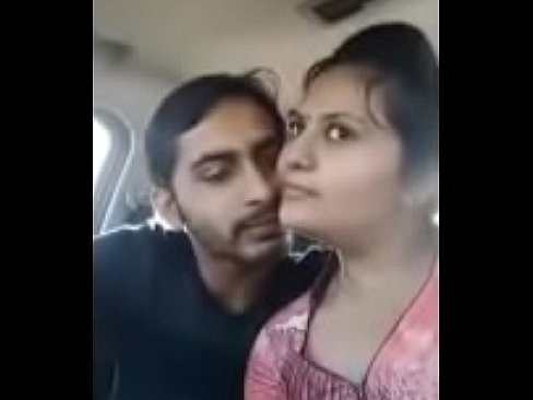 Boobs indian didi kissing with