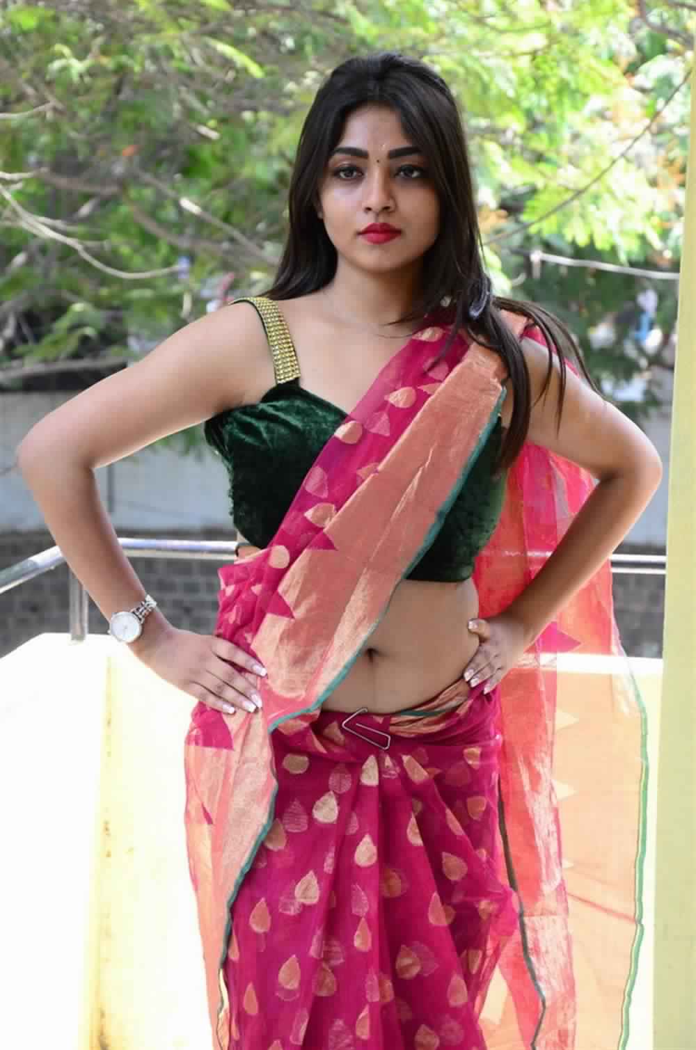 Desi sexy indian insta beauty