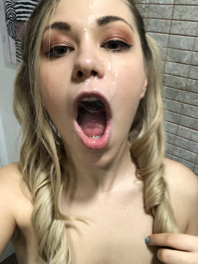Babe sucking throats