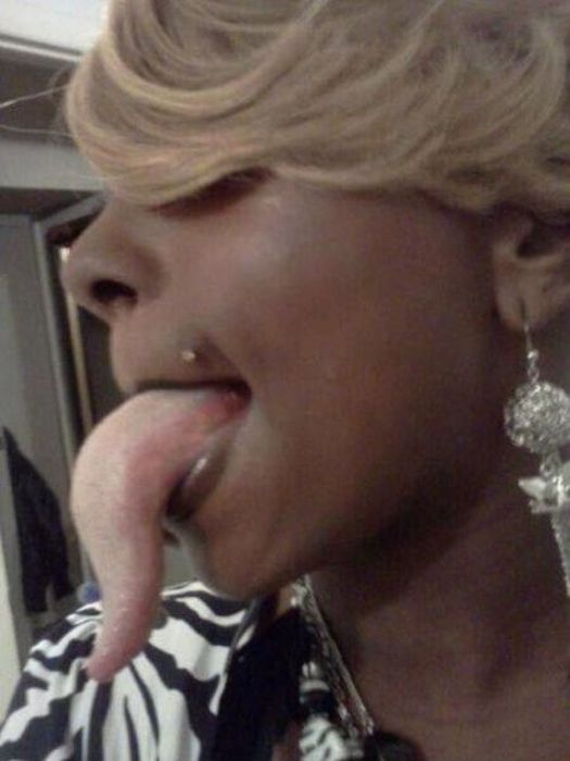 Ribbie reccomend nude black girls with enormous tongues