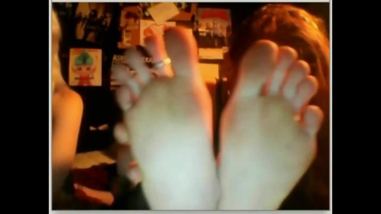 Omegle girl feet