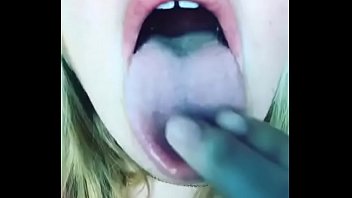 Throat uvula