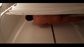 Froggy reccomend great blowjob bath with continuation