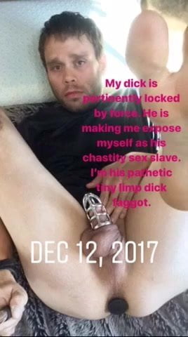 Faggot gets dick