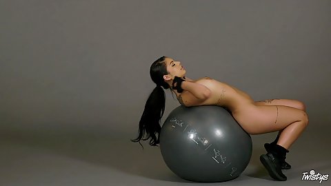 First L. recommend best of fitness gym ball