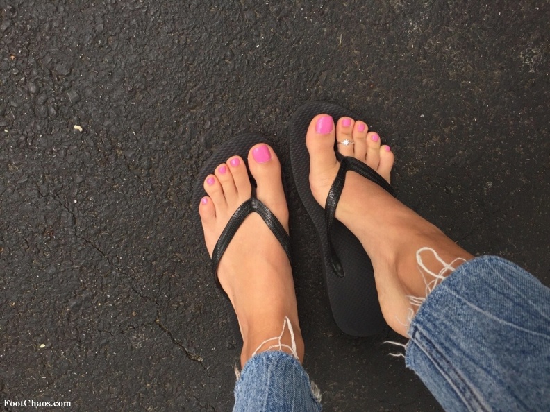 Friend feet sandals
