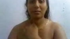 Boomer reccomend mallu aunty going naughty with