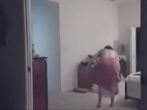 Spying woman hotel undresses completely